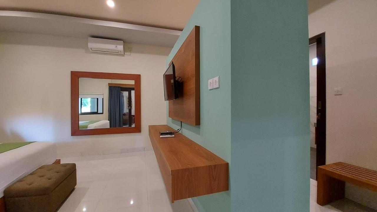 فندق The New Moon Seminyak المظهر الخارجي الصورة