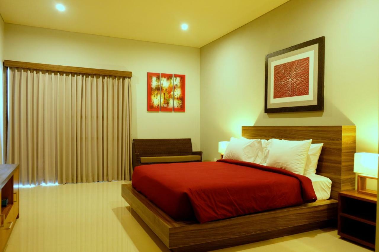 فندق The New Moon Seminyak المظهر الخارجي الصورة
